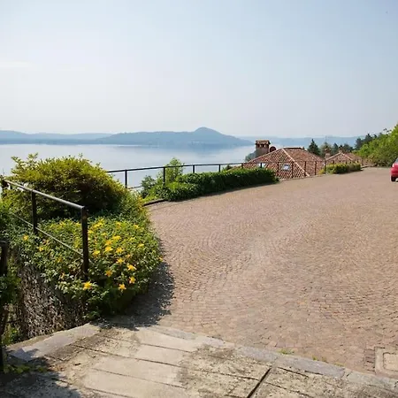 A Balcony On Maggiore Appartement Belgirate