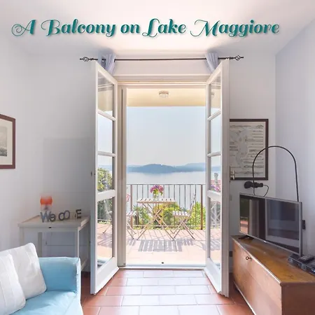 A Balcony On Maggiore Apartment *